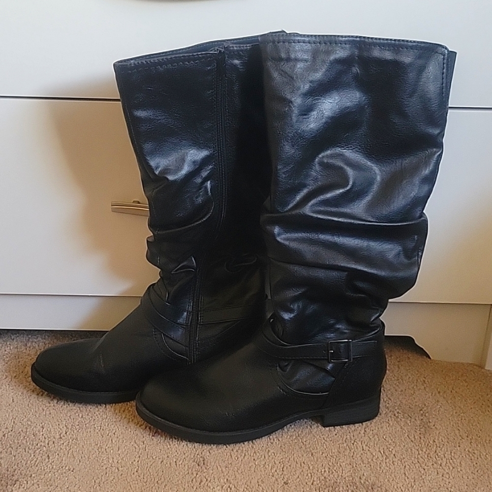 Black boots